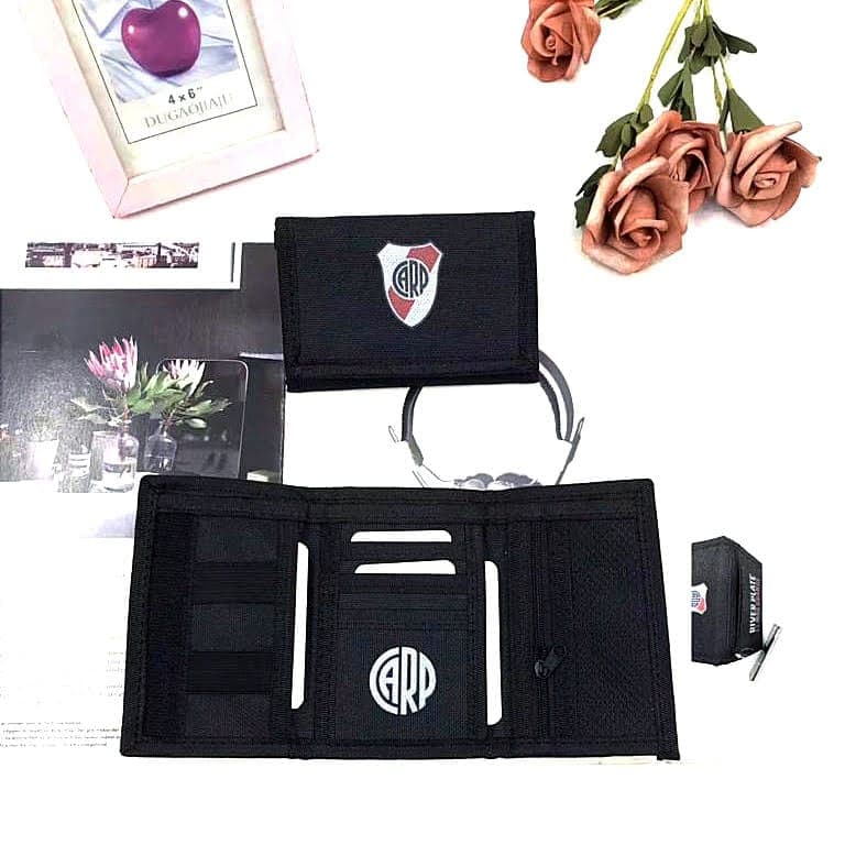 Billetera River Plate Escudo Bordado